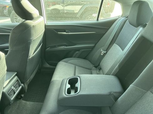 Used 2025 Toyota Camry LE image 8