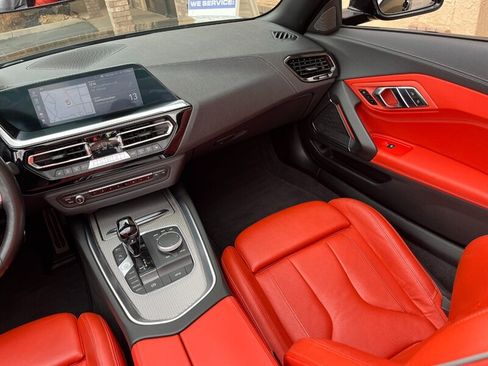 Used 2020 BMW Z4 M40i w/ Premium Package RWD image 17
