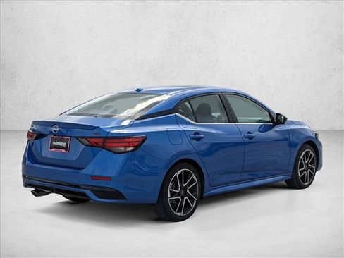 Certified 2025 Nissan Sentra SR image 2