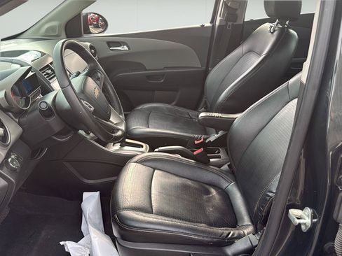 Used 2015 Chevrolet Sonic LTZ FWD image 4