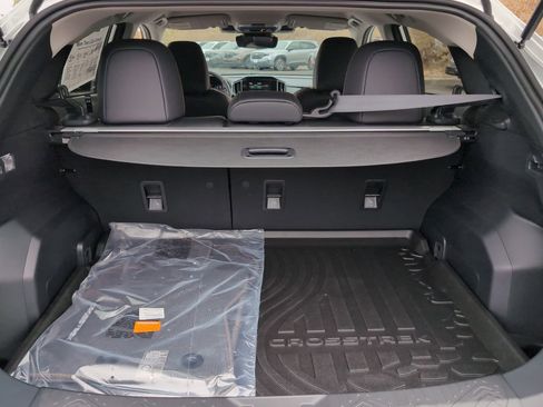 New 2026 Subaru Crosstrek 2.5i Limited w/ Popular Package #4A image 14