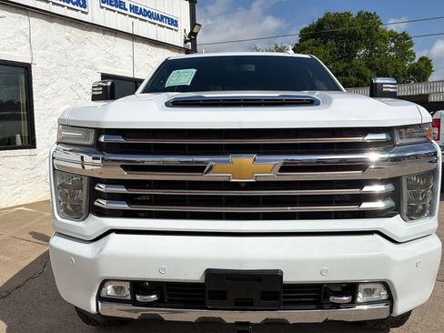 Used 2022 Chevrolet Silverado 2500 High Country AWD/4WD image 5