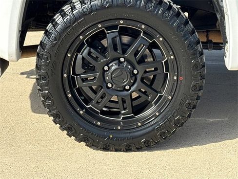 Used 2015 Toyota Tundra SR5 image 10