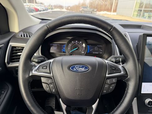 Certified 2024 Ford Edge SEL w/ Convenience Package image 18