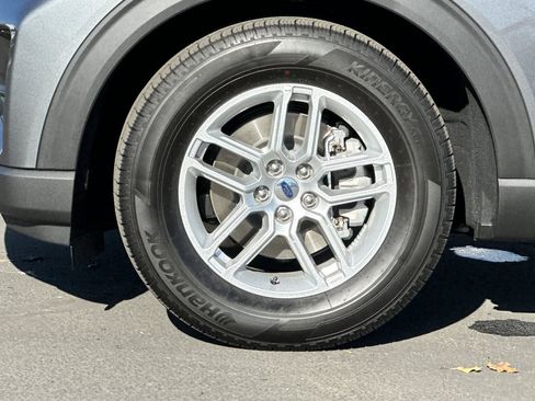 New 2025 Ford Explorer Active w/ Active Comfort Package image 27