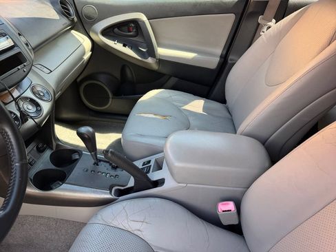 Used 2009 Toyota RAV4 Limited AWD/4WD image 12