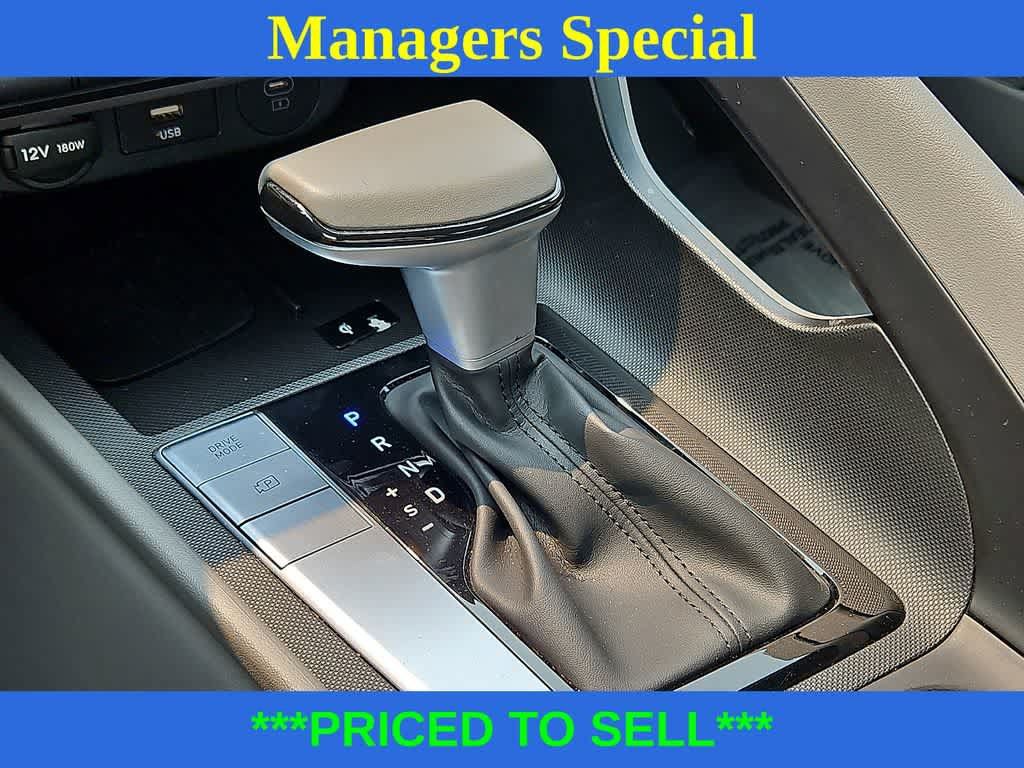 Certified 2025 Hyundai Elantra Sport w/ Cargo Package FWD image 13