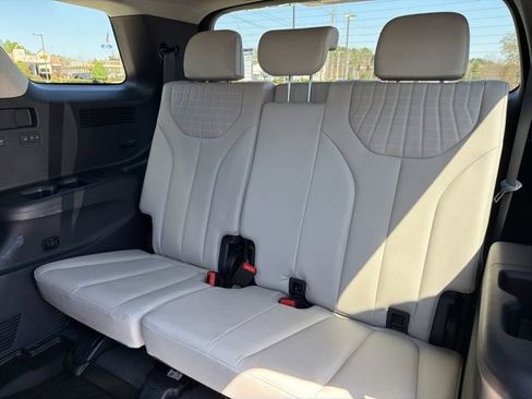 Used 2024 Hyundai Palisade Limited image 28