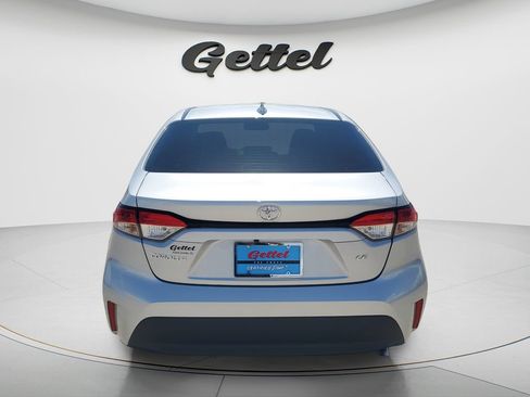 Certified 2025 Toyota Corolla LE FWD image 6