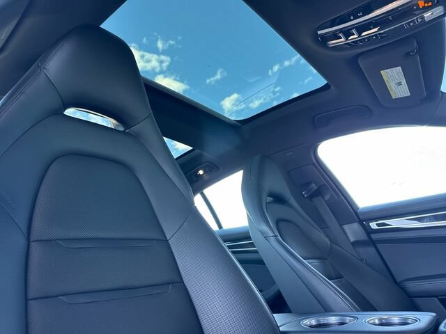 Used 2018 Porsche Panamera 4S AWD/4WD image 18