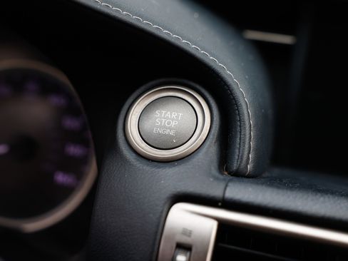 Used 2015 Lexus IS 250 w/ Navigation System Package image 34