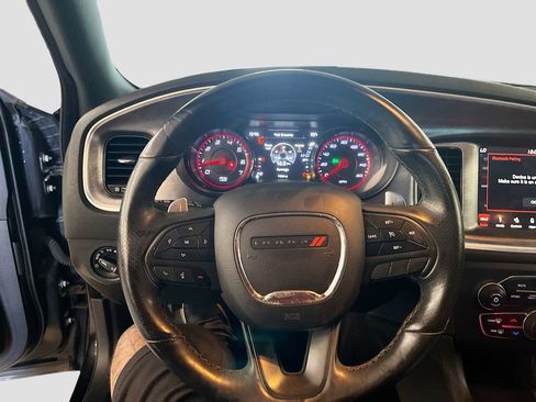 Used 2018 Dodge Charger R/T RWD image 11