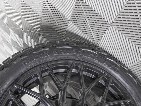 Used 2026 GMC Yukon AT4 Ultimate image 38