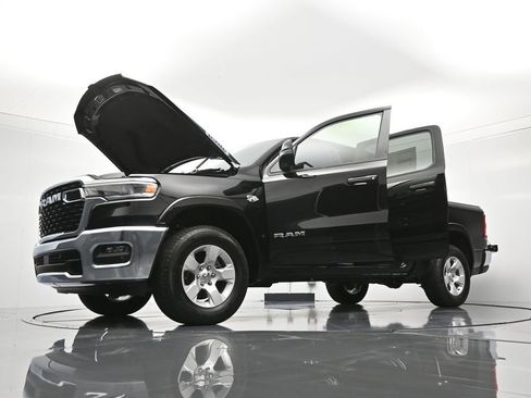 New 2026 RAM 1500 4x4 Crew Cab image 48