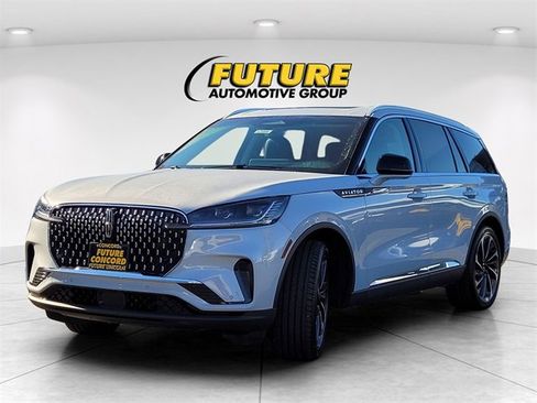 New 2025 Lincoln Aviator Reserve w/ Equipment Group 201A image 2
