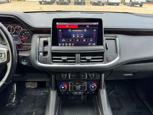 Used 2021 Chevrolet Tahoe Z71 w/ Luxury Package image 2