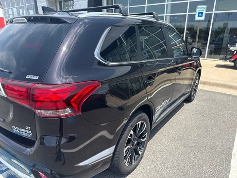 Used 2018 Mitsubishi Outlander GT AWD/4WD image 6