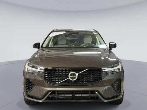 Used 2024 Volvo XC60 T8 Ultimate w/ Protection Package Premier AWD/4WD image 8