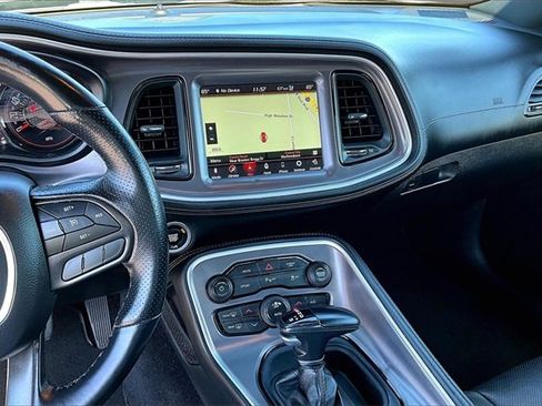 Used 2021 Dodge Challenger SXT w/ Plus Package image 8