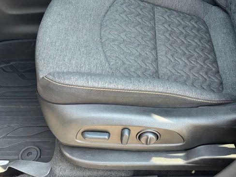 Used 2022 Chevrolet Equinox LT AWD/4WD image 15