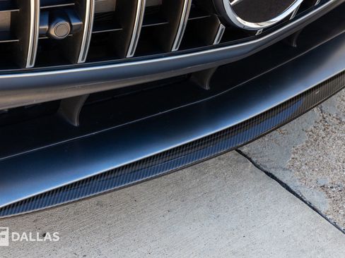 Used 2018 Mercedes-Benz AMG GT R image 21
