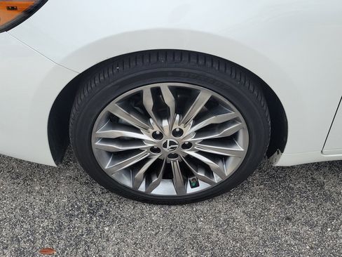 Certified 2020 Kia Cadenza Limited image 39