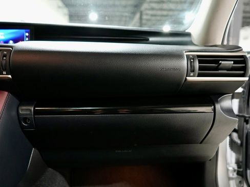 Used 2018 Lexus IS 300 w/ Comfort Package image 26