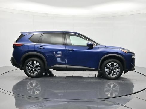Certified 2021 Nissan Rogue SV w/ Premium Package AWD/4WD image 4