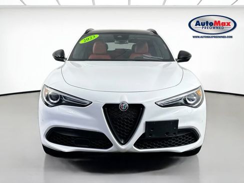 Used 2023 Alfa Romeo Stelvio Veloce AWD/4WD image 7
