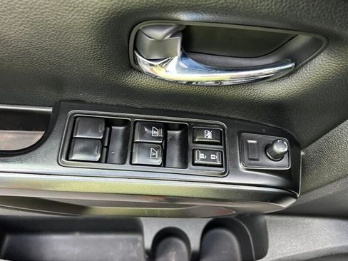 Used 2023 Nissan Titan SV w/ SV Convenience Package AWD/4WD image 21