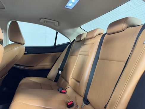Used 2018 Lexus IS 300 AWD w/ Comfort Package image 21