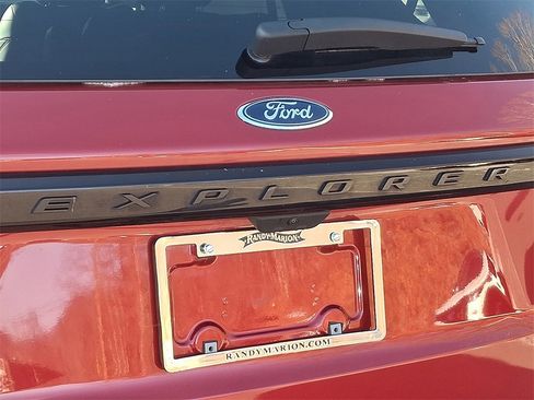 Used 2025 Ford Explorer ST-Line image 30