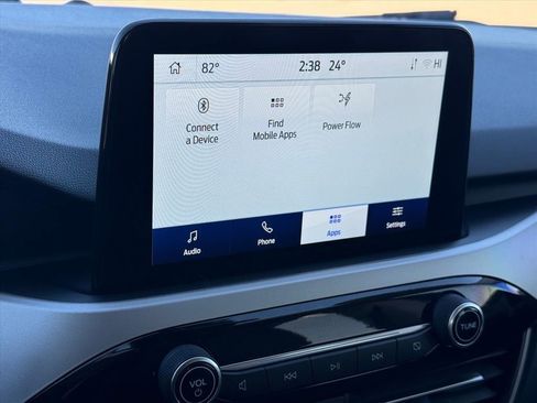 Used 2022 Ford Escape SE image 25