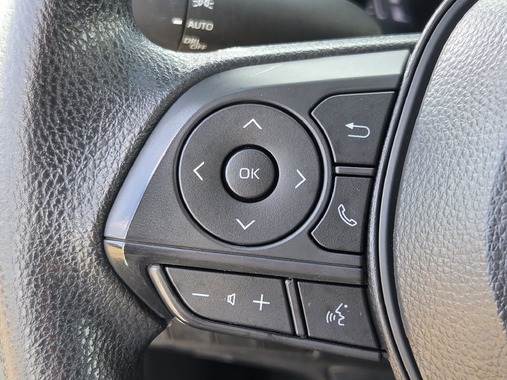 Used 2026 Toyota Corolla LE FWD image 23