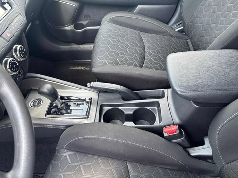 Used 2025 Mitsubishi Outlander Sport ES AWD/4WD image 19