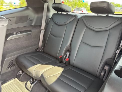 Used 2024 Cadillac XT6 Premium Luxury AWD/4WD image 30