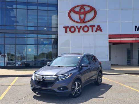 Used 2022 Honda HR-V EX-L image 1