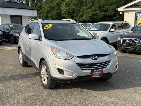 Used 2011 Hyundai Tucson GLS AWD/4WD image 3