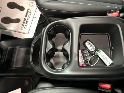 New 2026 Chrysler Pacifica Select image 19