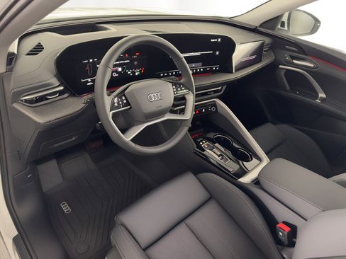 New 2025 Audi Q5 Prestige image 4