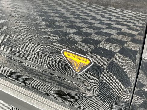 Used 2022 Ford Bronco Sport Badlands image 14