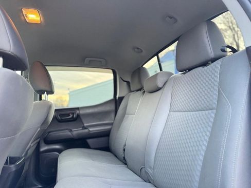 Used 2021 Toyota Tacoma SR image 17