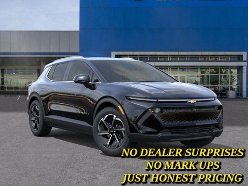New 2026 Chevrolet Equinox EV LT FWD image 7