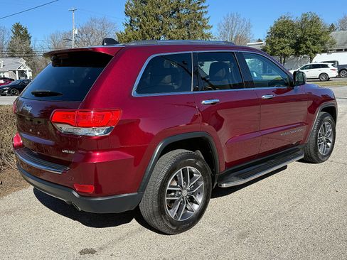 Used 2017 Jeep Grand Cherokee Limited image 4