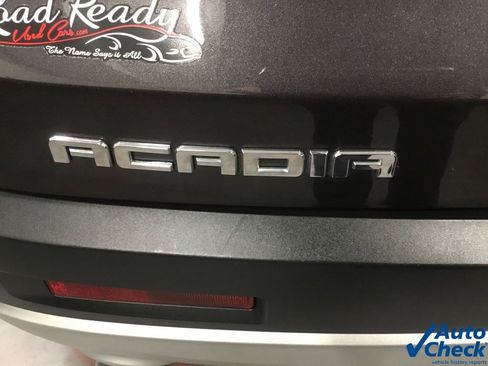 Used 2018 GMC Acadia SLE w/ LPO, Floor Liner Package image 12