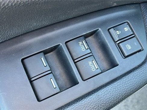 Used 2019 Honda Pilot LX image 13