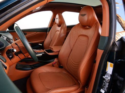 Used 2023 Aston Martin DBX 707 image 21