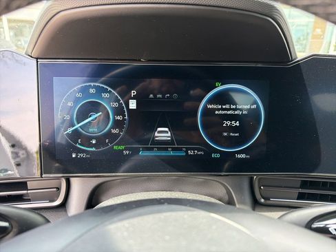 New 2025 Hyundai Elantra SEL FWD image 23