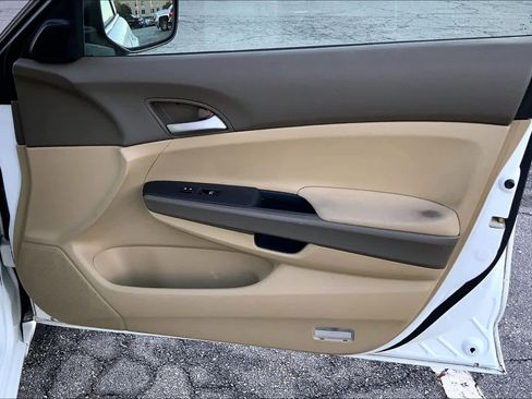 Used 2008 Honda Accord LX-P image 21