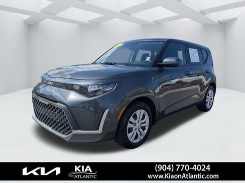 Used 2024 Kia Soul LX image 7